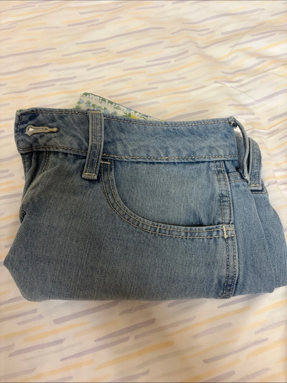 Hollister Light Blue Denim Women's low-rise baggy shorts